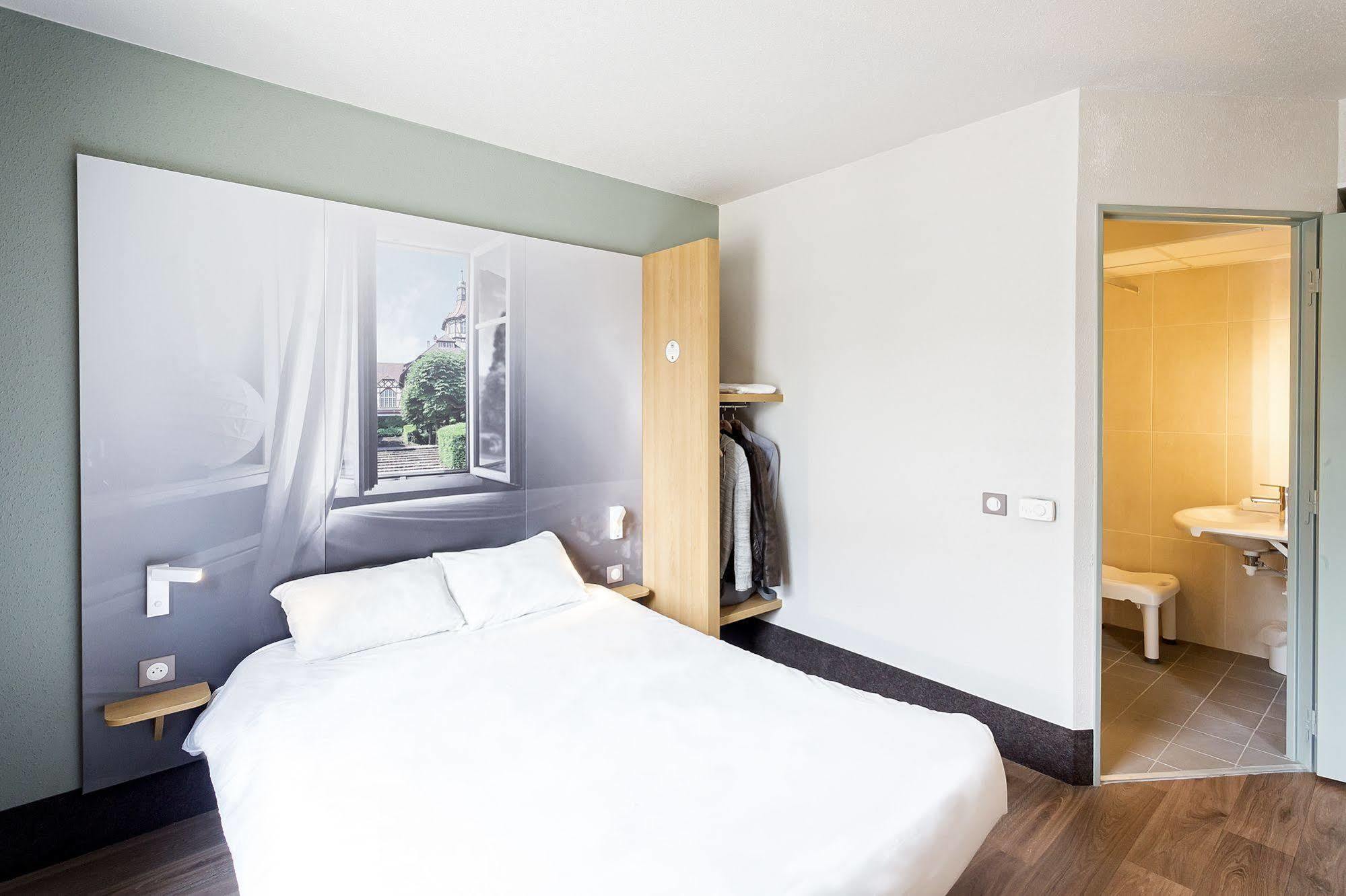 B&B HOTEL Angers 2 Université Beaucouzé Exterior foto